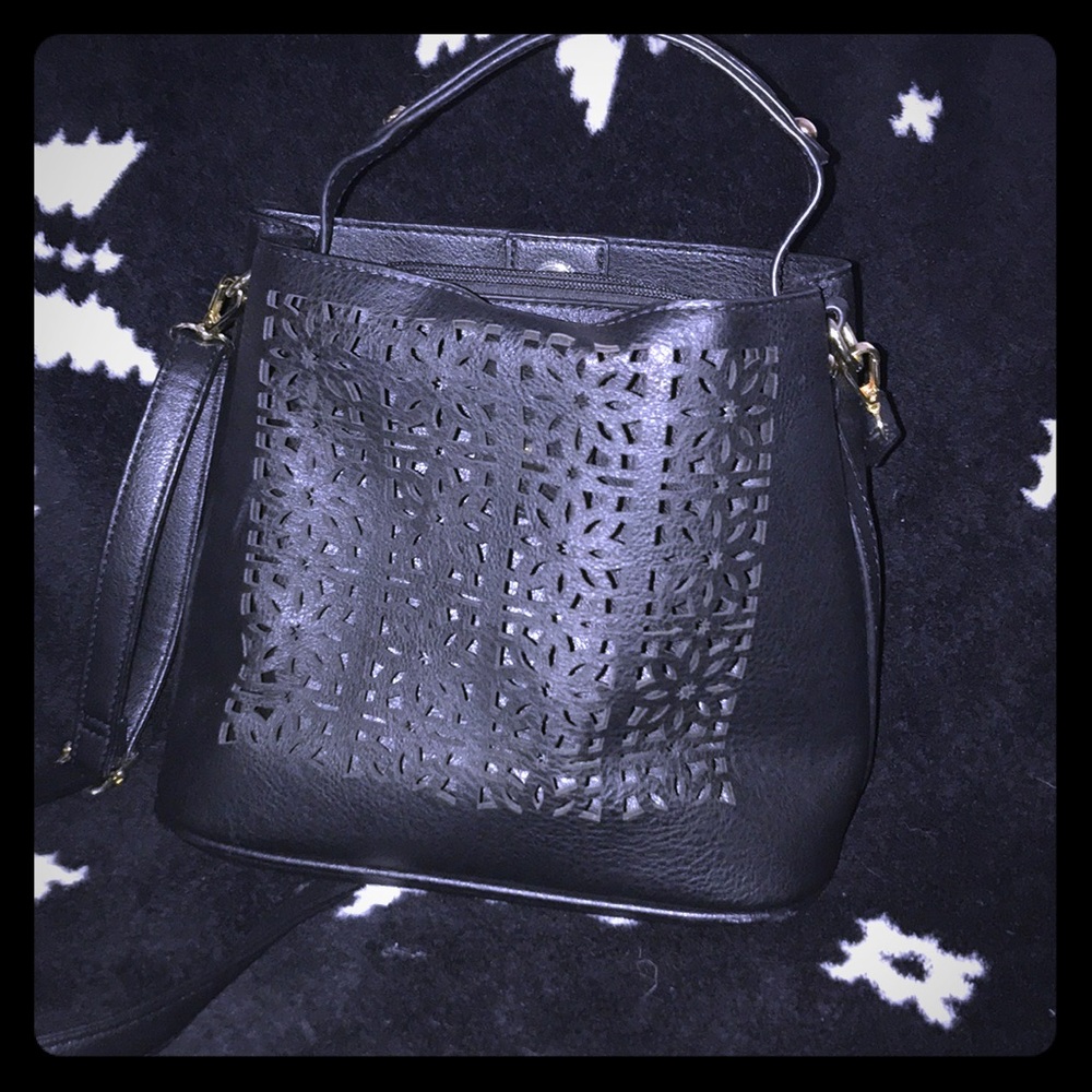 Black handbag. Mint condition.